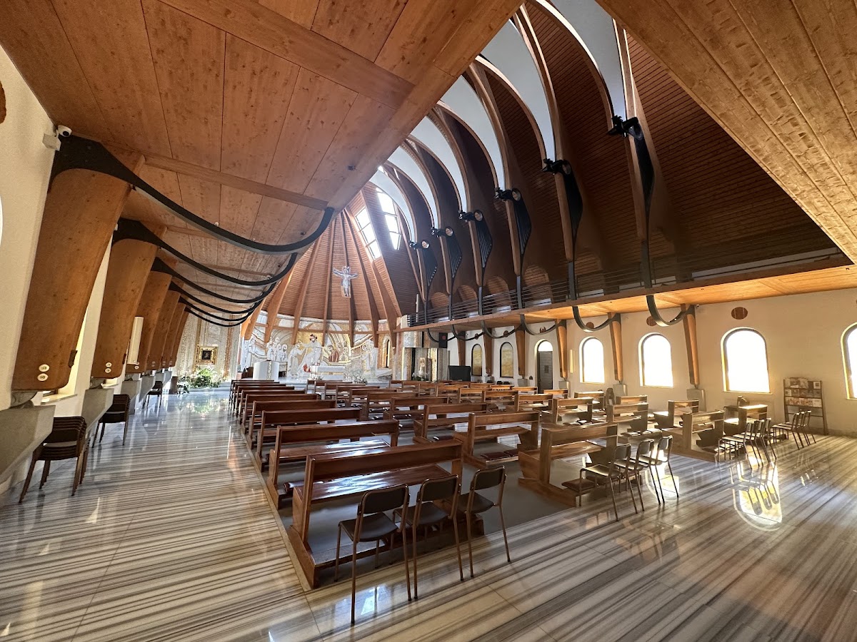 Kloster der Unbeschuhten Karmeliter - foto 1