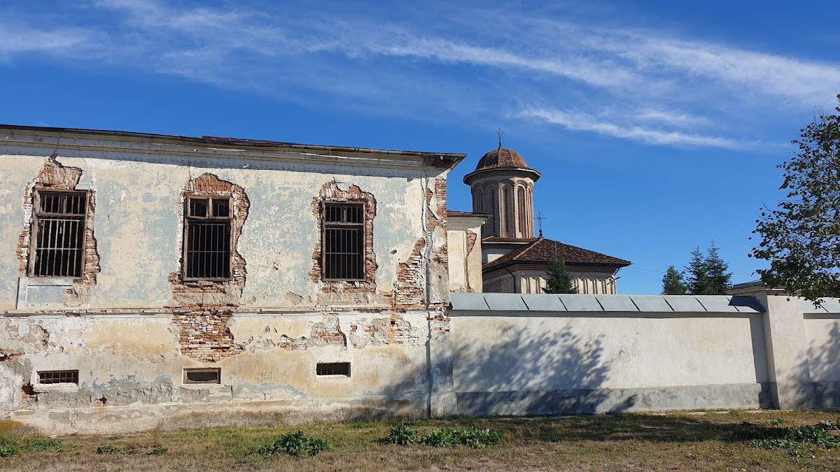 Mănăstirea Plătărești - foto 3