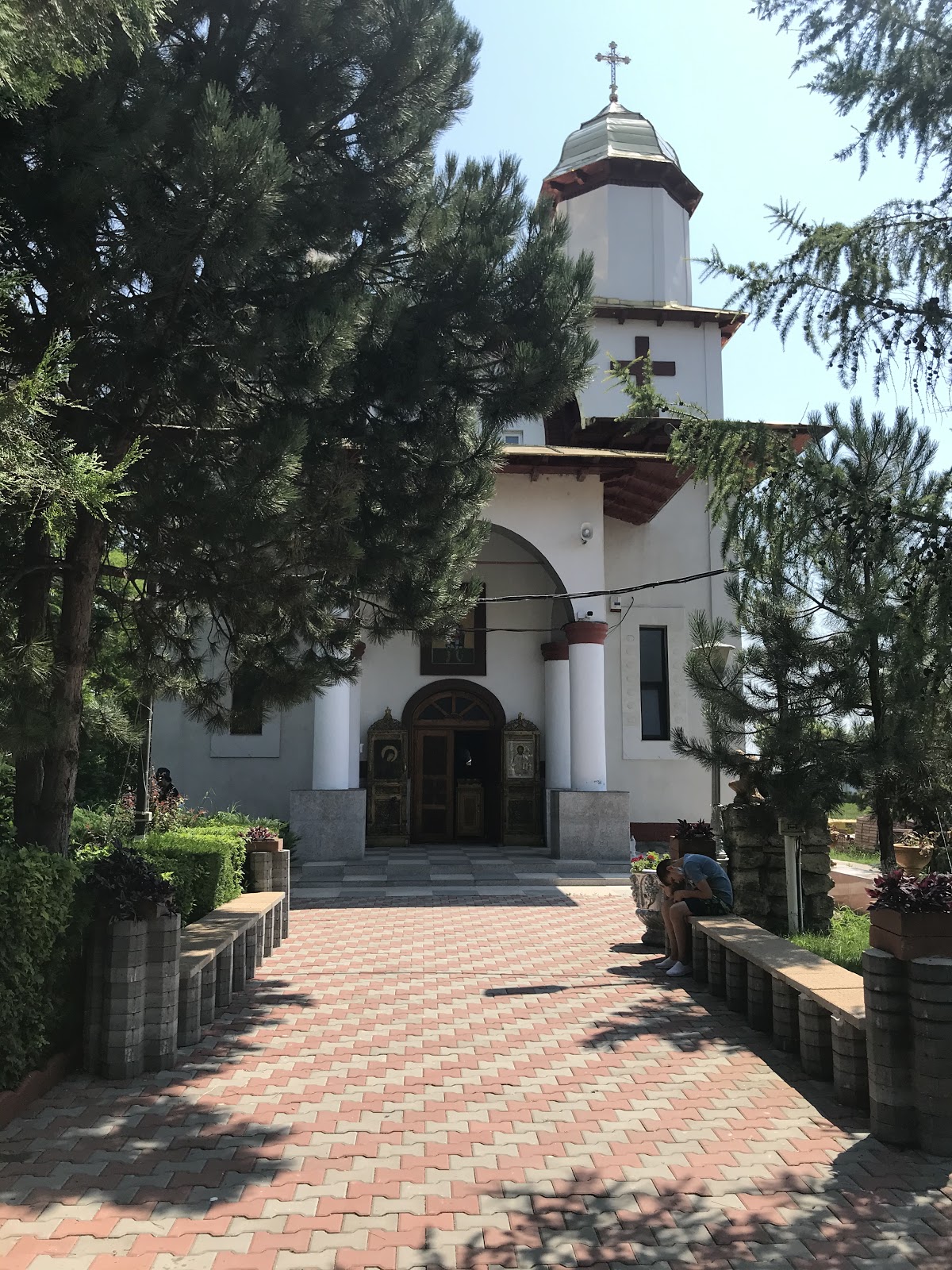 Mănăstirea Radu Negru - foto 1