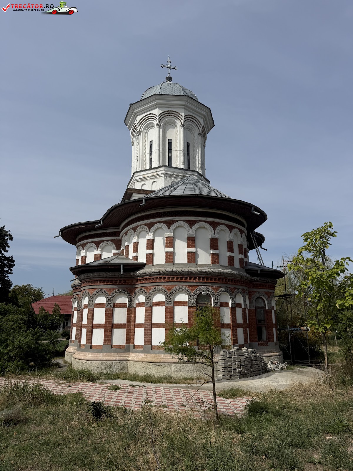 Mănăstirea Sadova - foto 2