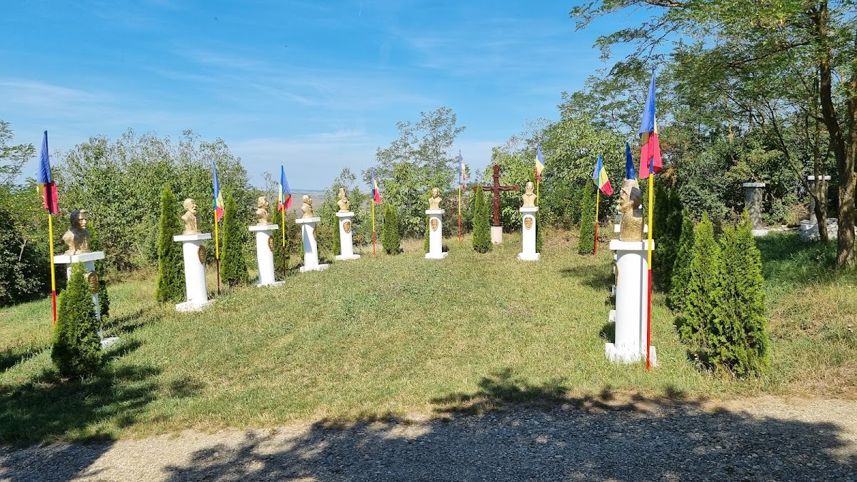 Mănăstirea Sărmașu - foto 4