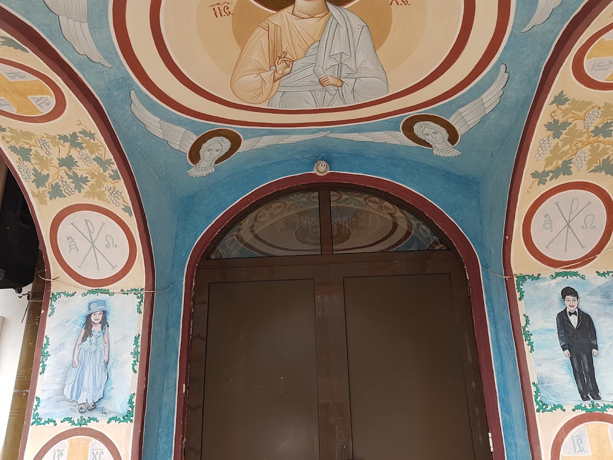 „Szent Hierarcha Miklós” Kolostor Baia Borșa - foto 3