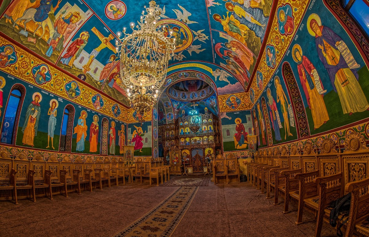 „Szent Hierarcha Miklós” Kolostor Baia Borșa - foto 5
