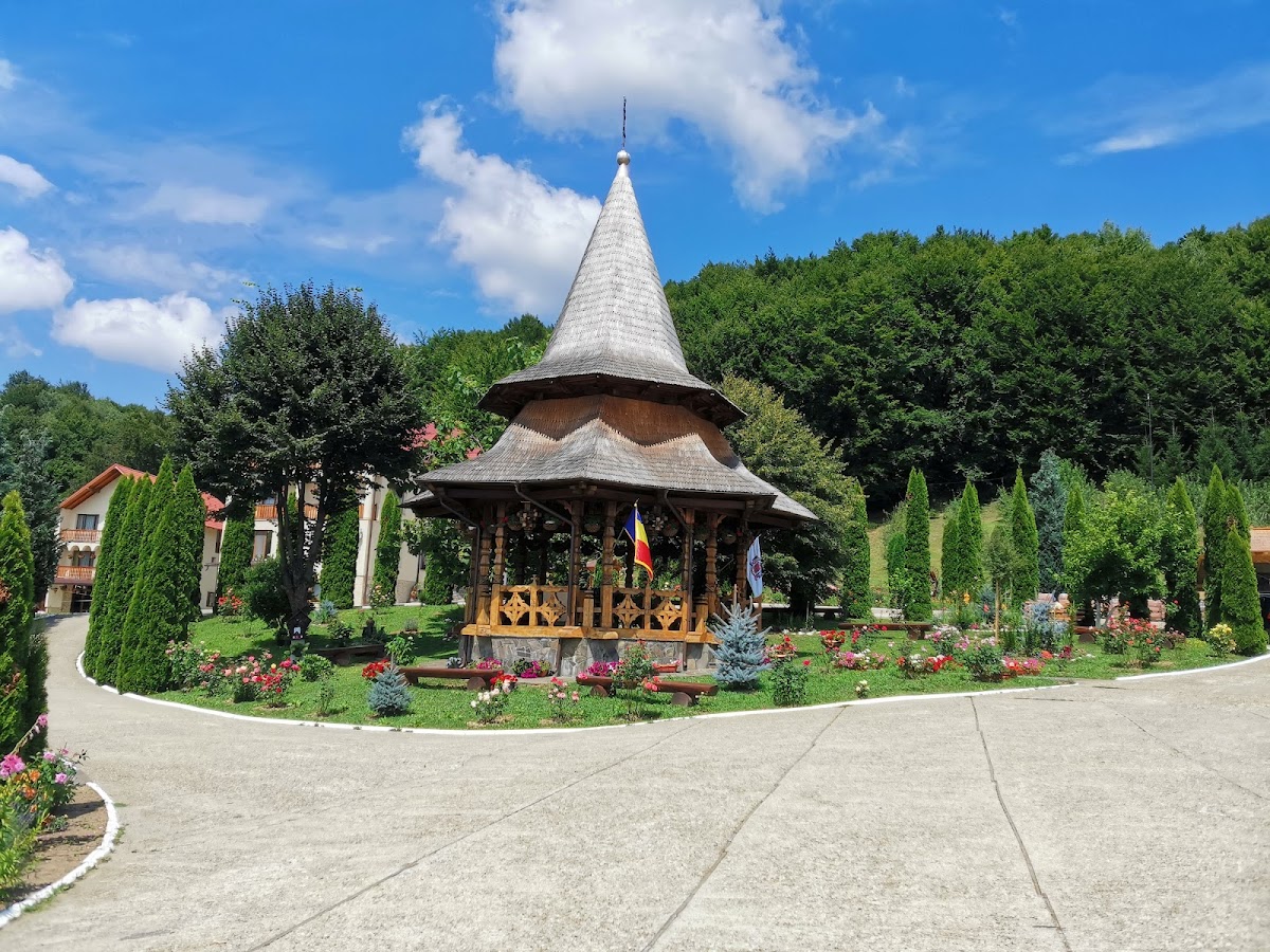 Holy Trinity Monastery - foto 2
