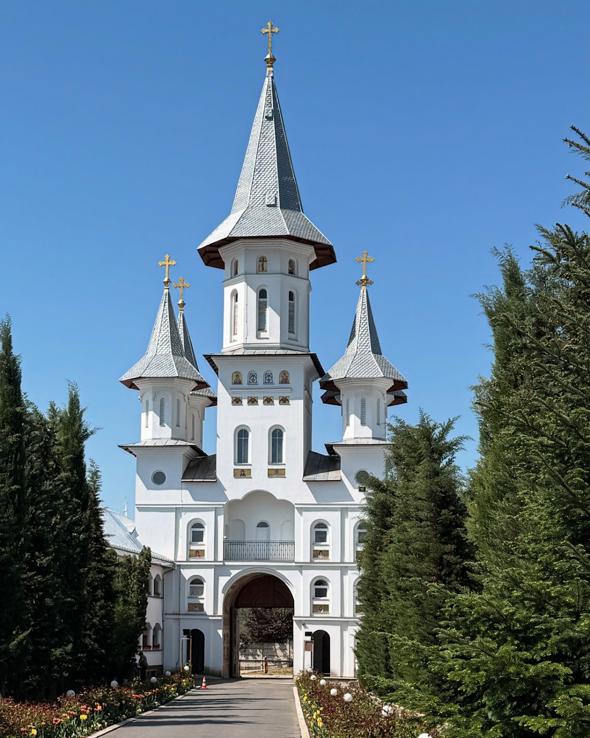 Kloster Kreuz - foto 2