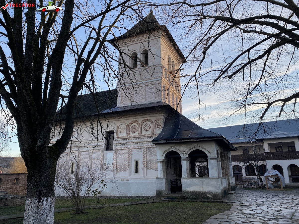 Monasterio „Sfânta Treime” Strehaia - foto 2