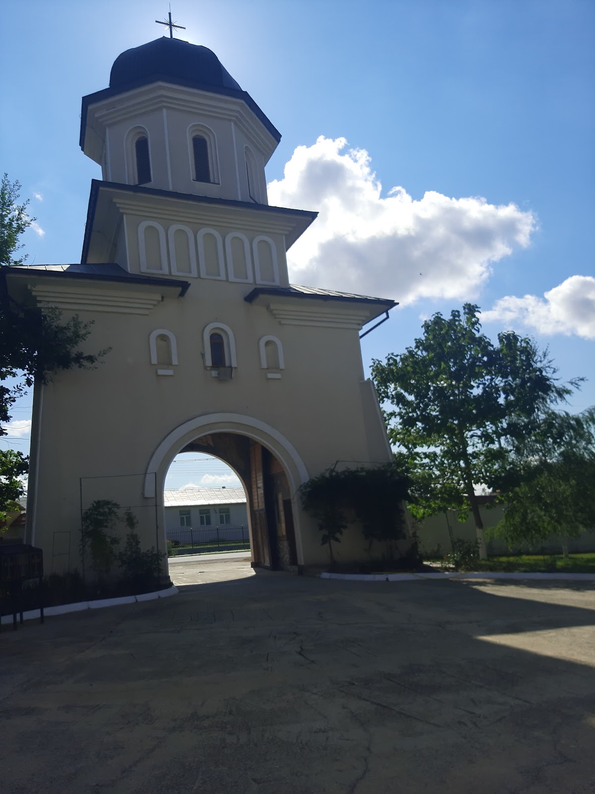Manastirea Sfântul Ioan Botezătorul - foto 4