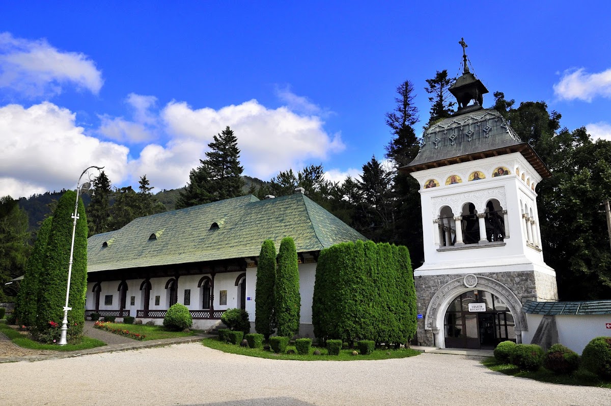 Mănăstirea Sinaia - foto 3