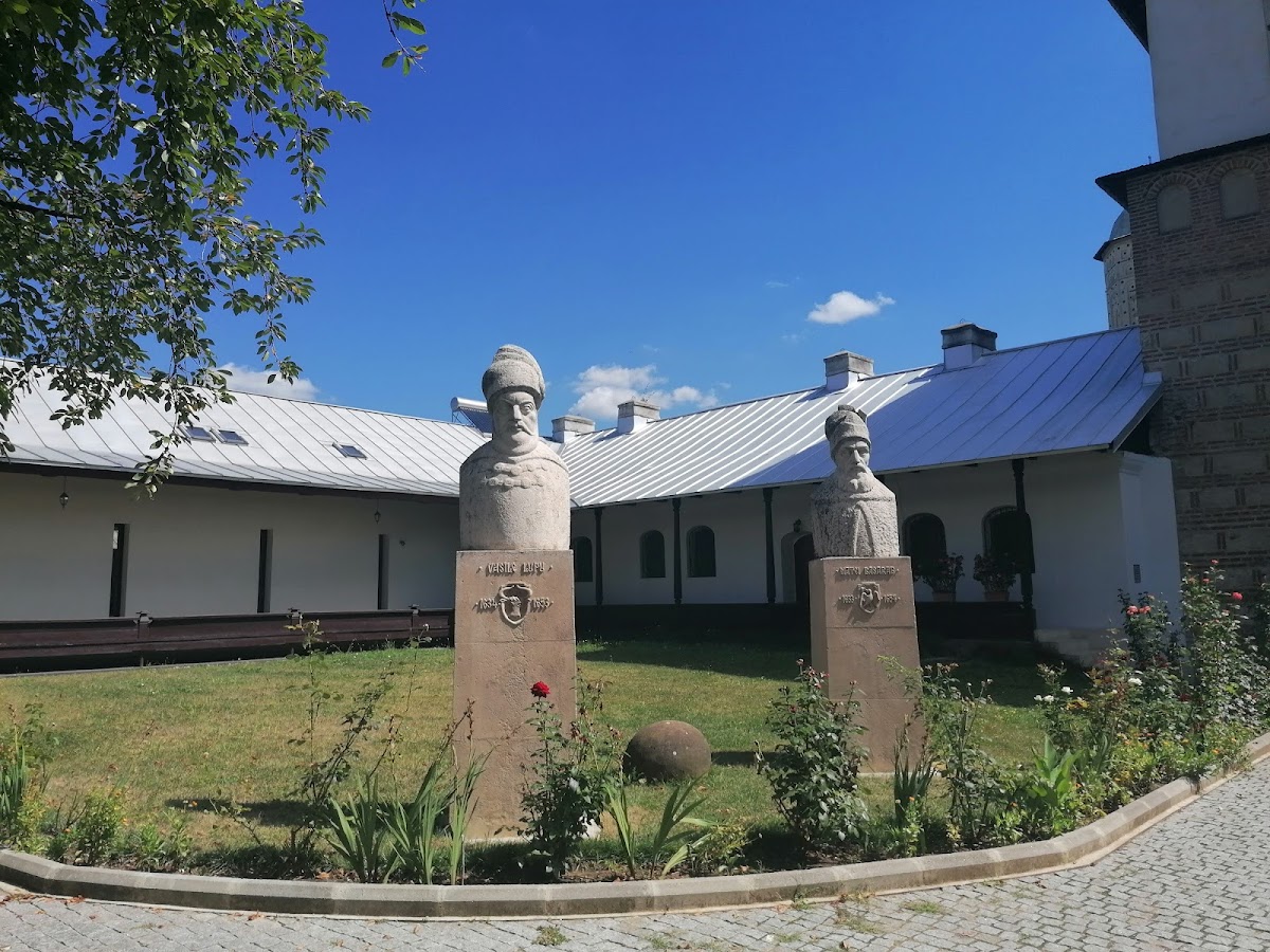 Mănăstirea Stelea - foto 4