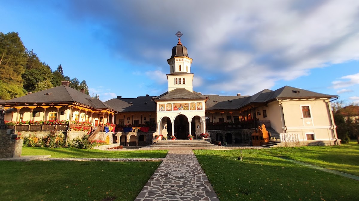 Monastère de Toplița - foto 2
