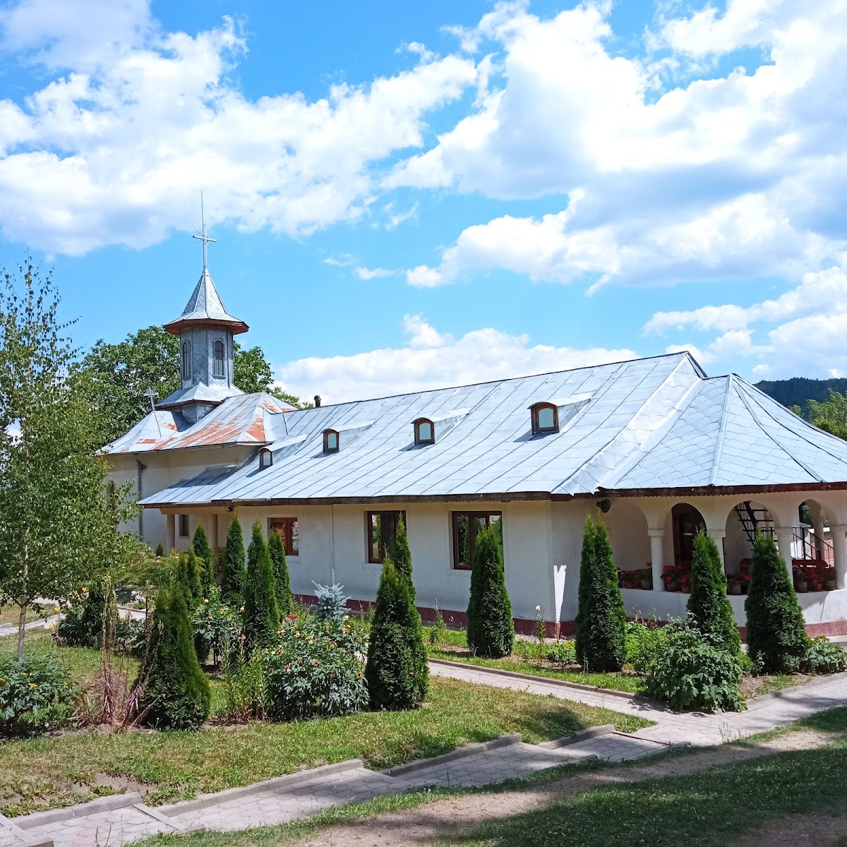 Mănăstirea Valea Neagră - foto 2