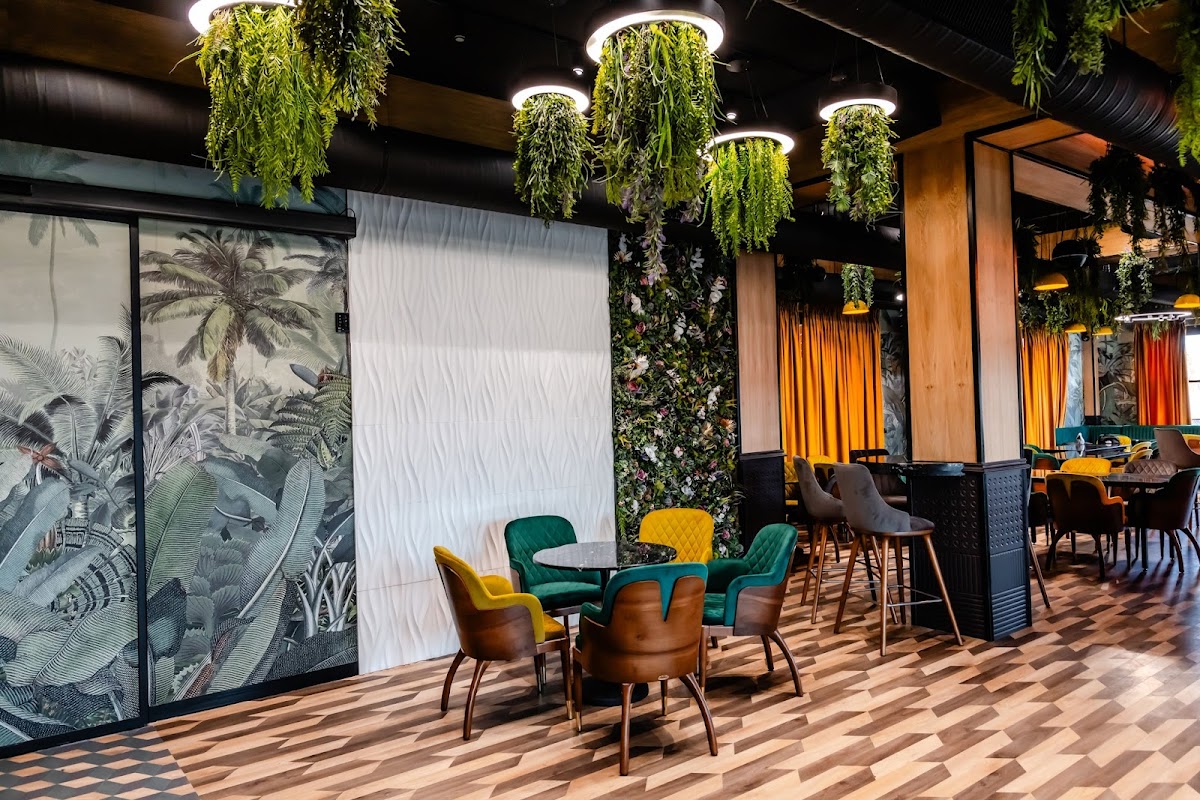 MARIGAB Restaurant & Lounge