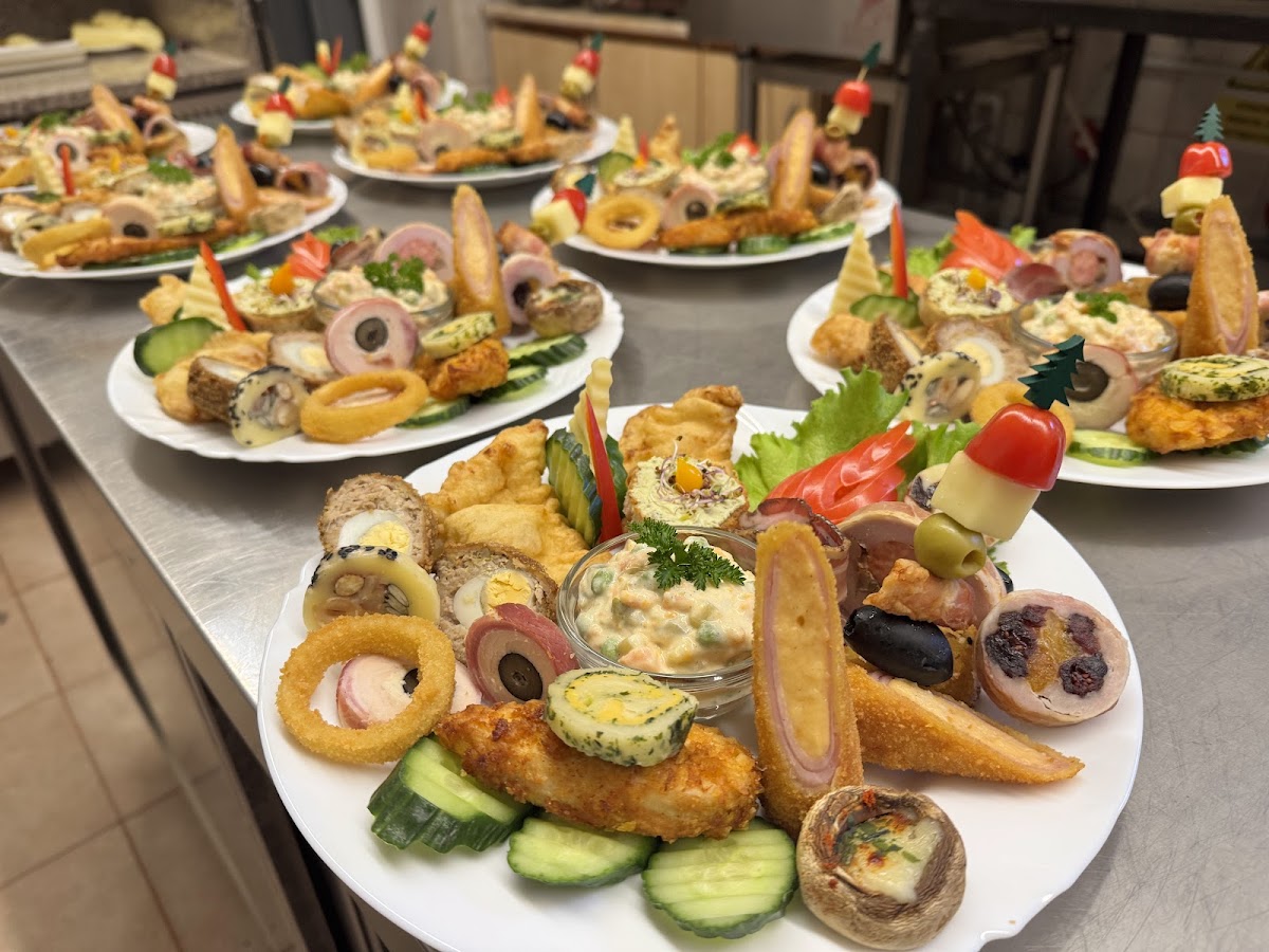 Marosparti Kisvendéglő és Pizzéria - foto 3