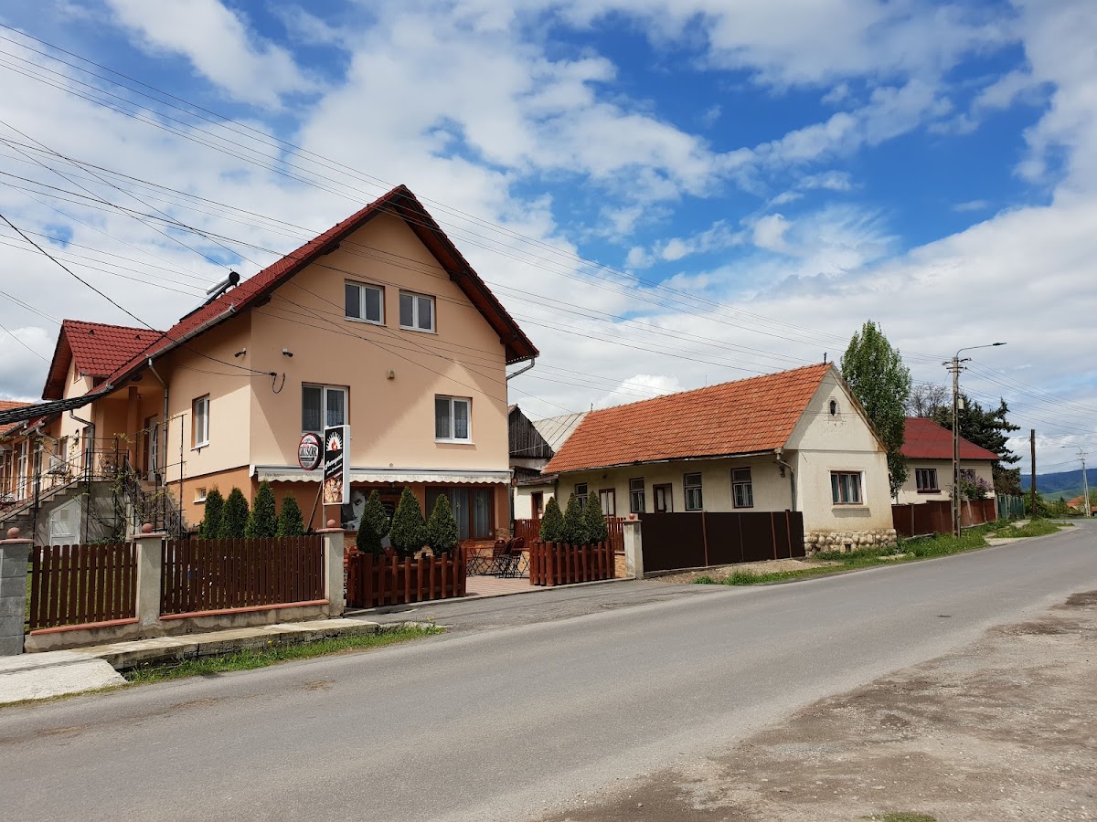 Marosparti Kisvendéglő és Pizzéria - foto 4