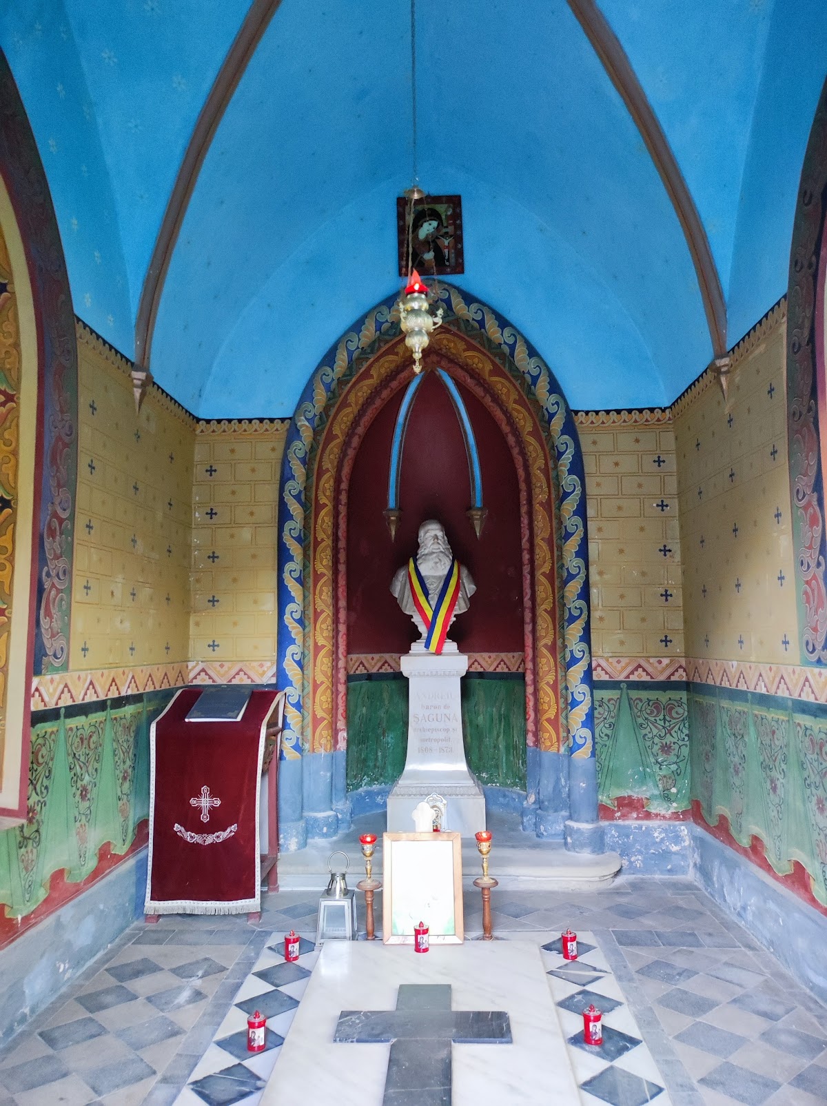 Mausoleu Andrei Șaguna Rășinari - foto 3