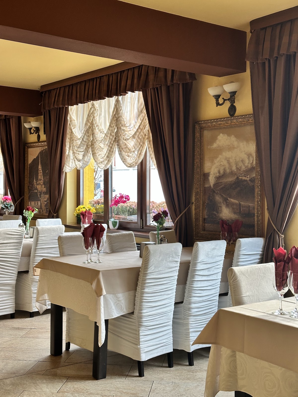 MAX International Restaurant - foto 5