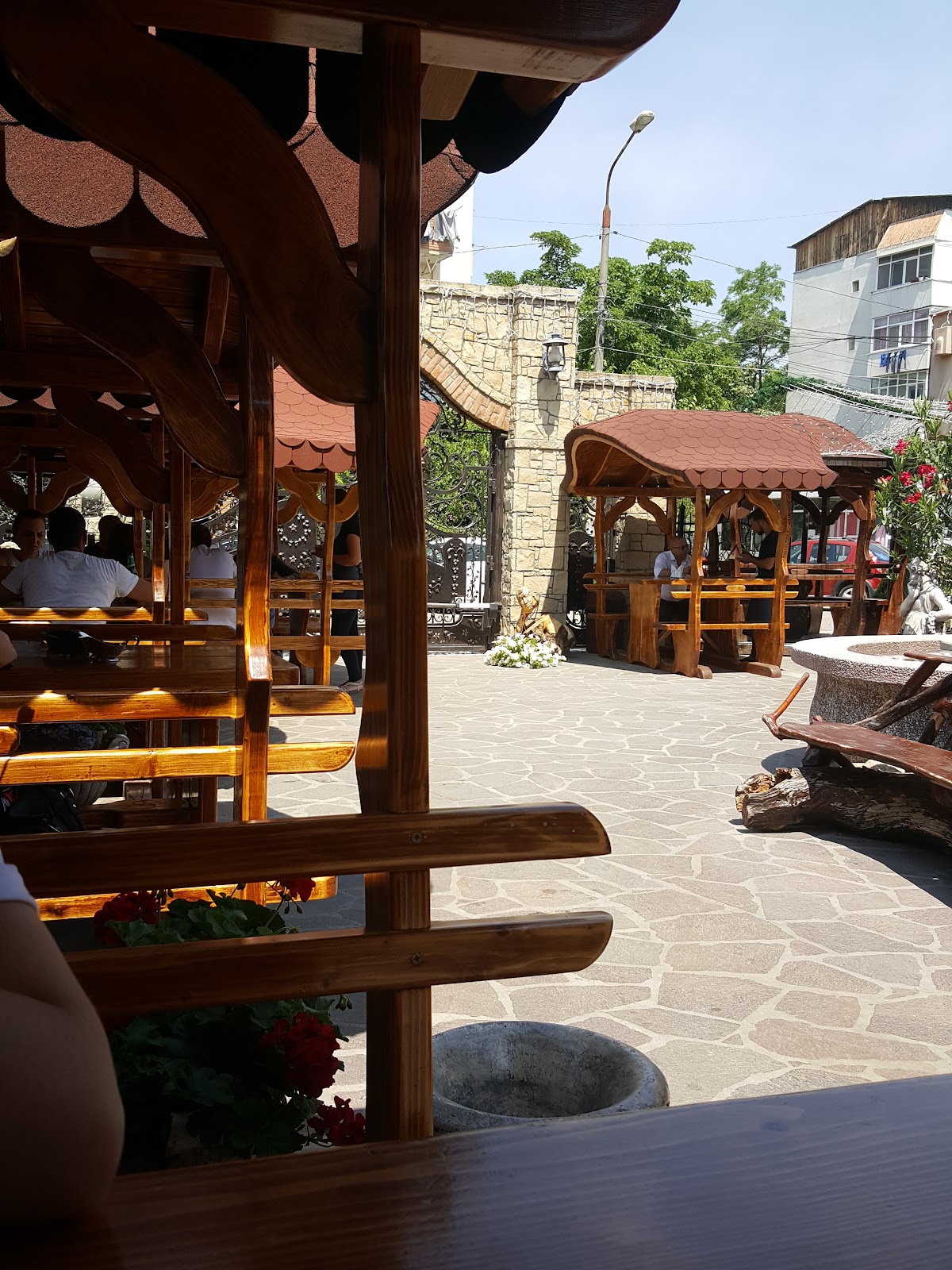 MAX PIZZA BARLAD - foto 1