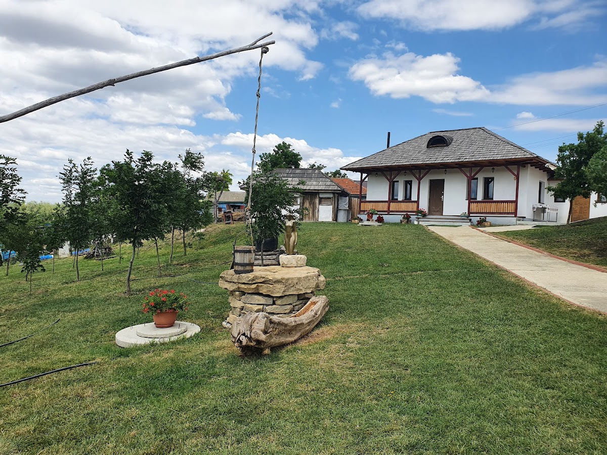 Memorialul Ulmi-Polieni - foto 3
