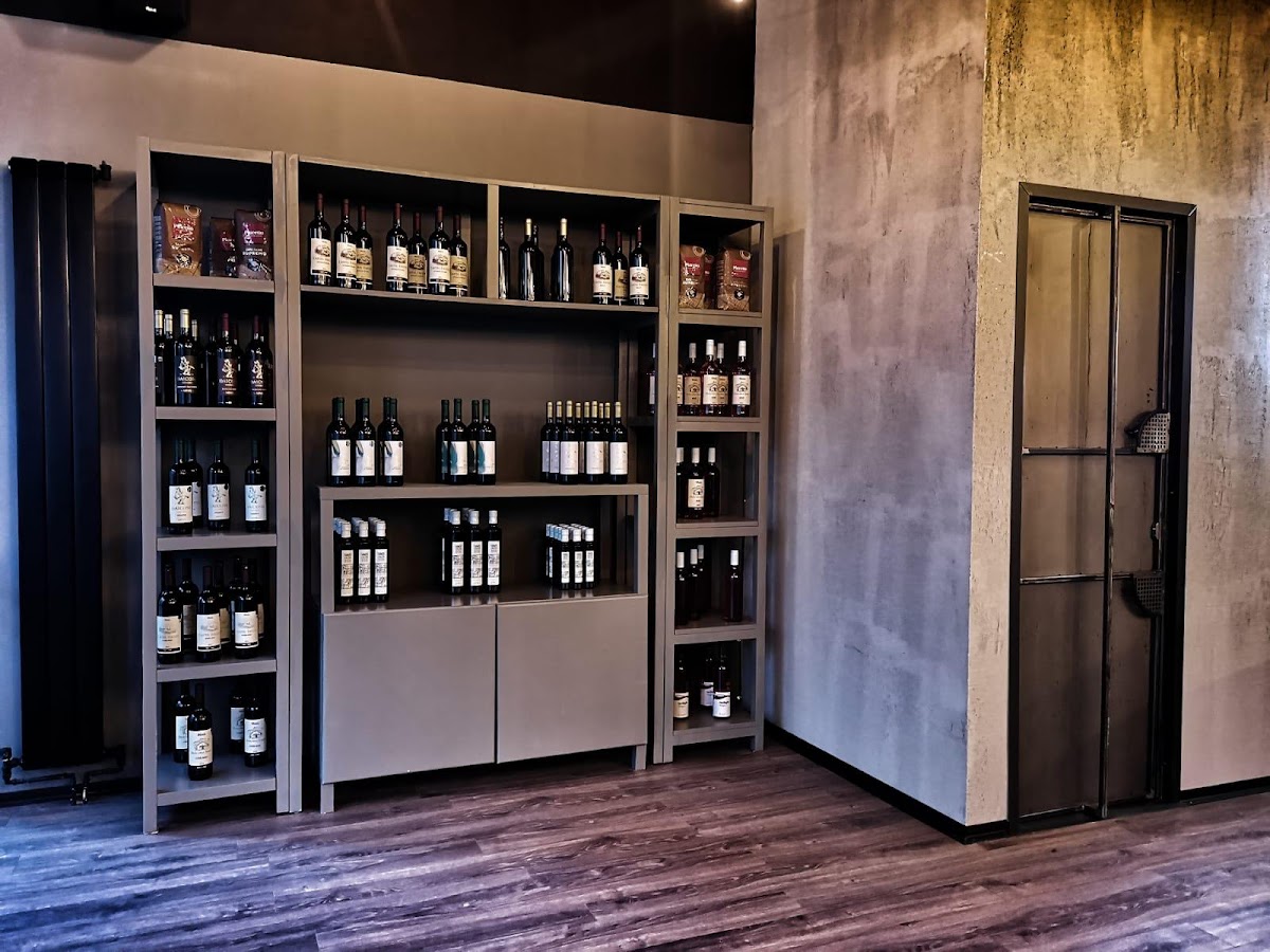 Methexis Wines & Spirits - foto 5
