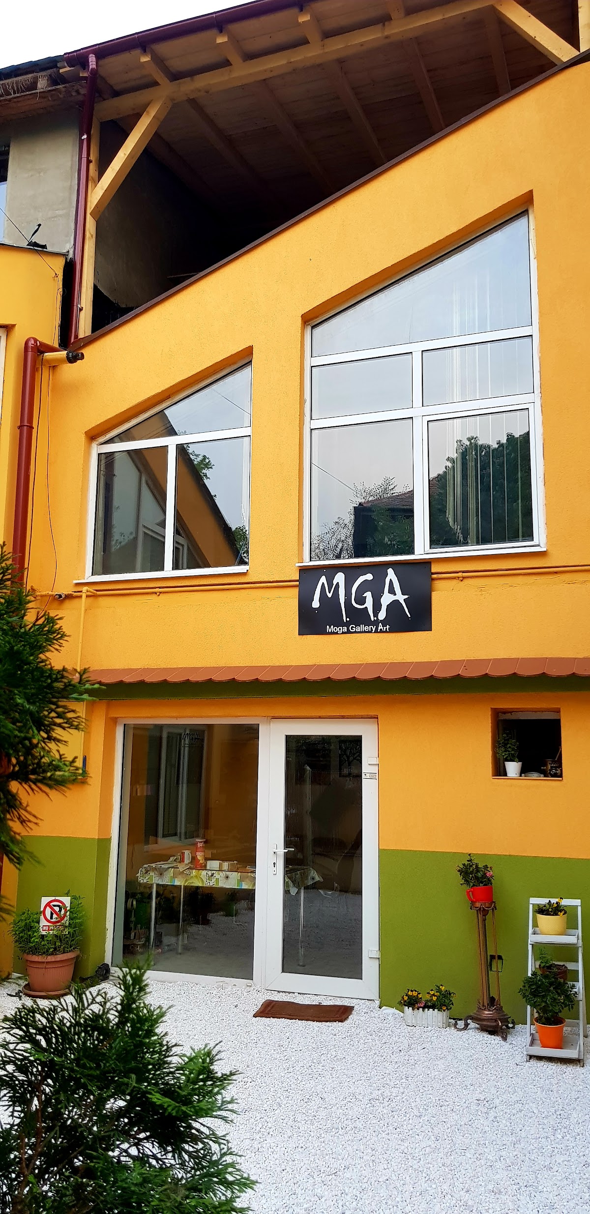 MGA Moga Gallery Art - Art classes for everyone - foto 2