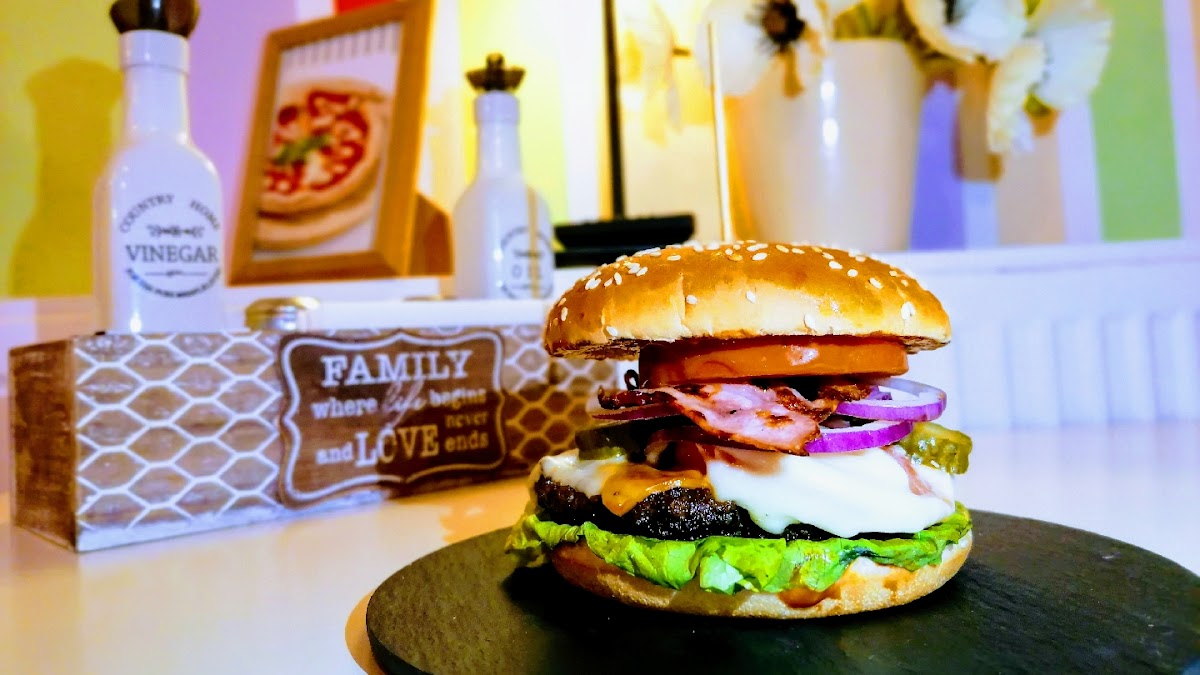 Mike's Pizza & Burger - foto 2