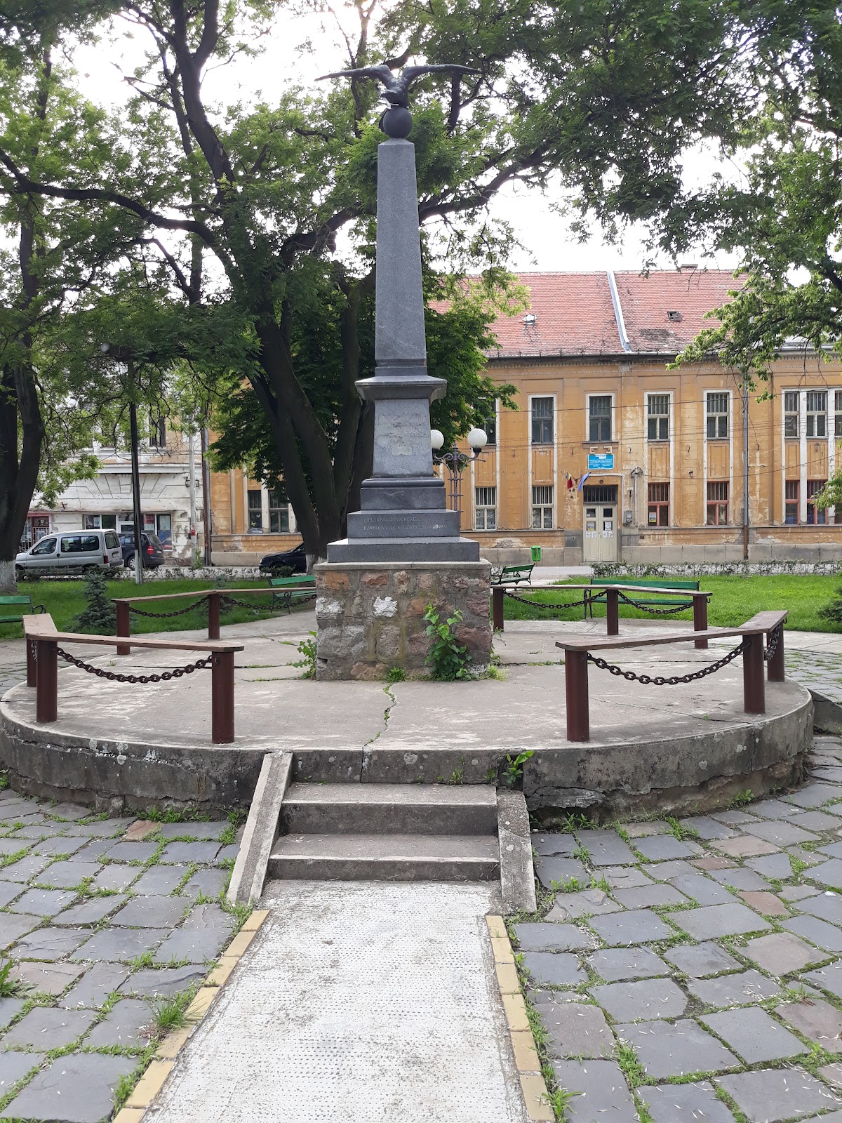 Milleniumi emlékmű - foto 1