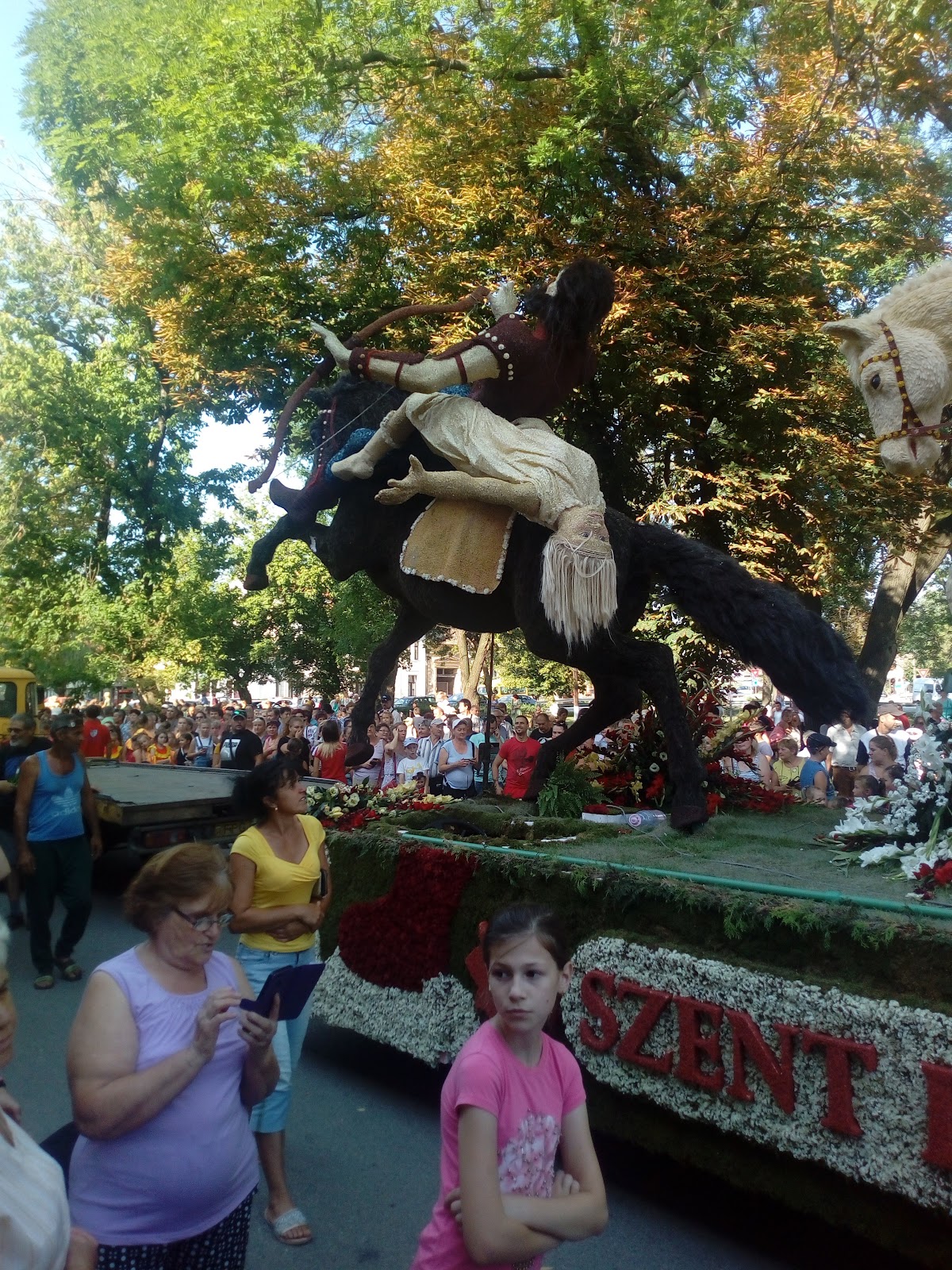 Milleniumi emlékmű - foto 2