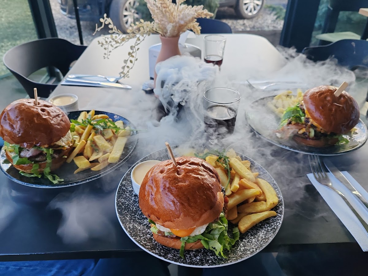 Moldavian Burger Târgu Neamț - foto 4