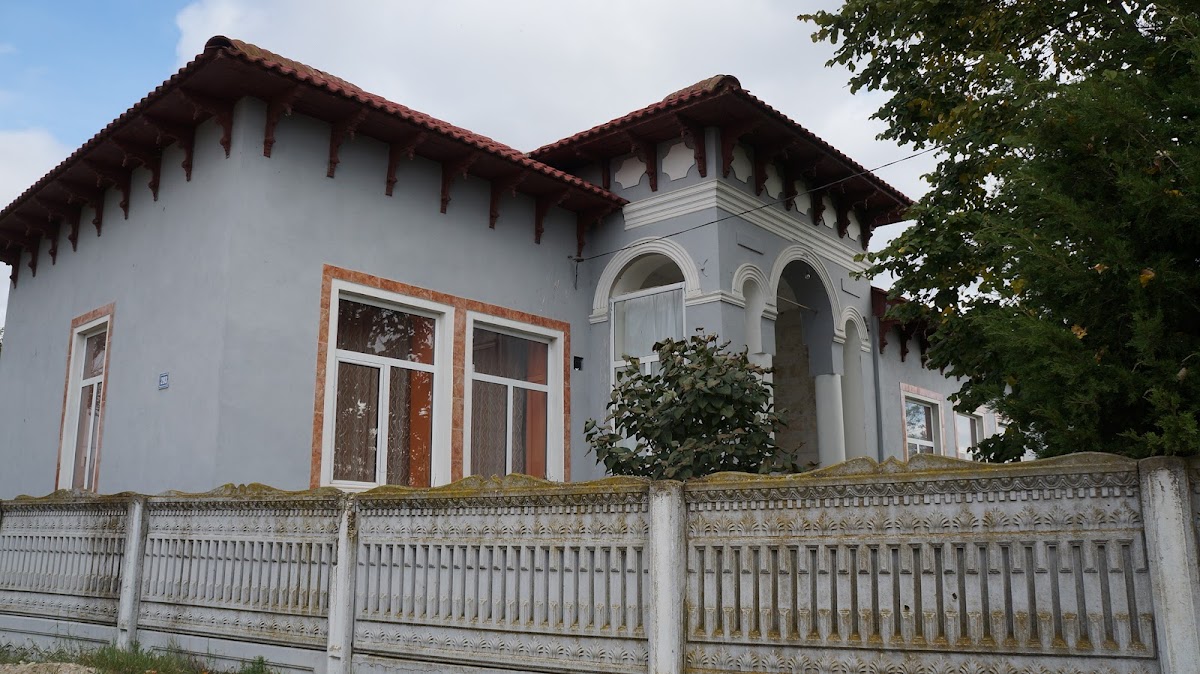 Moldoveni