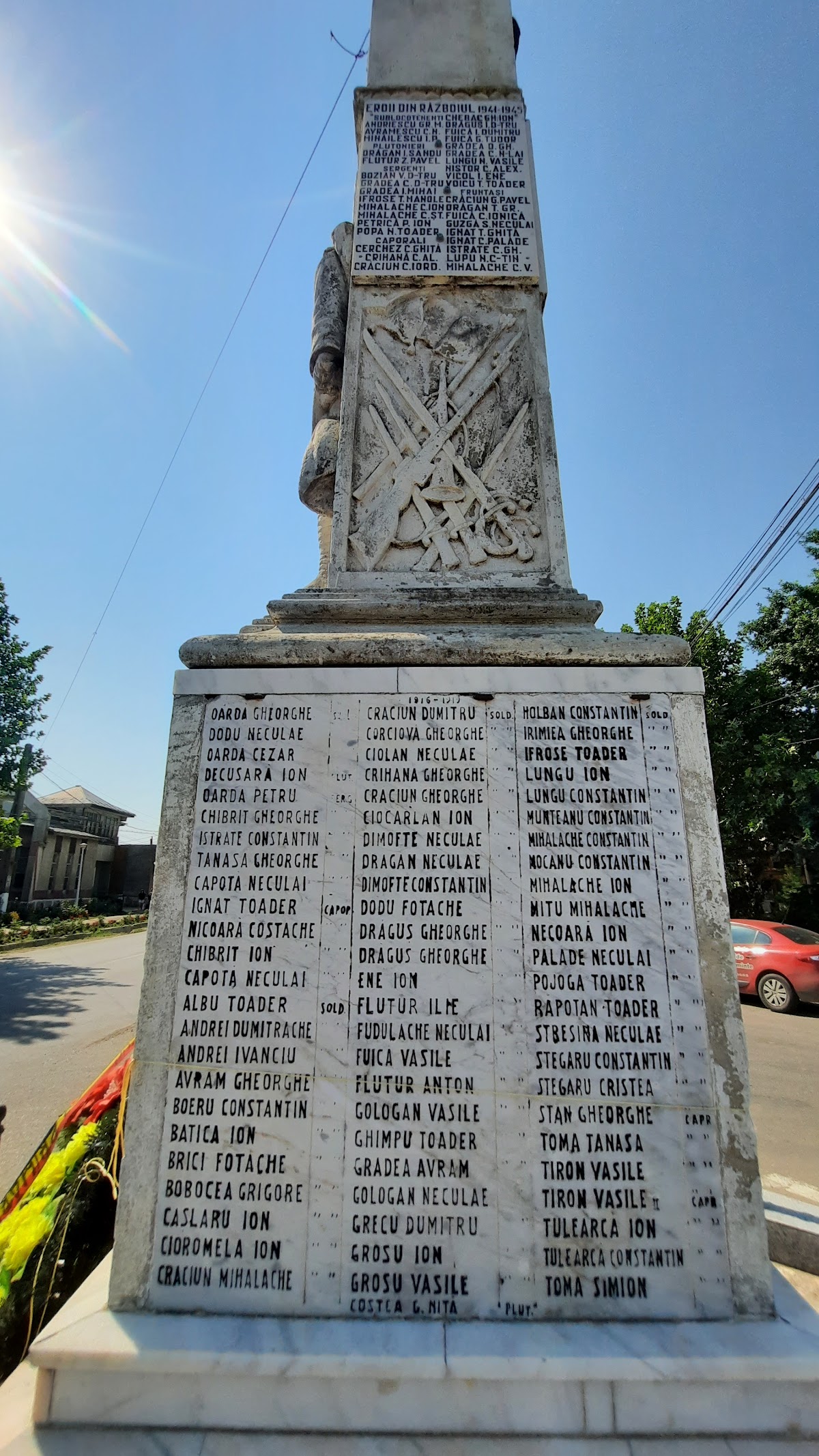 Monument Centru Cudalbi - foto 5