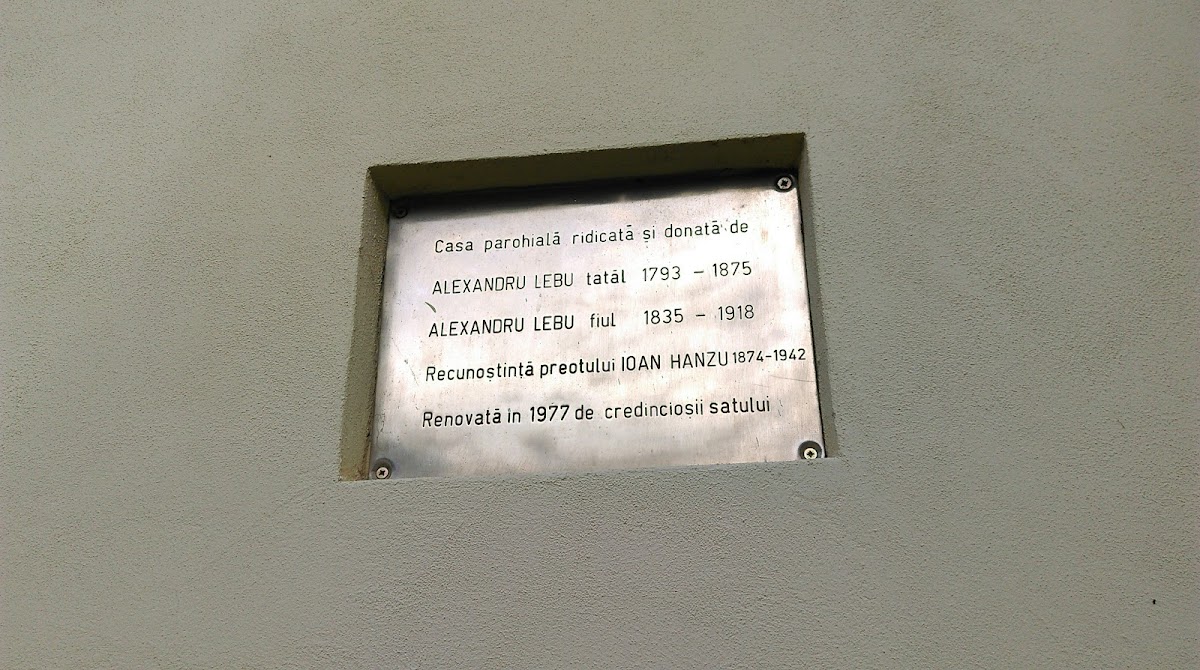 dr. Vasile Miclăuș Emlékmű - foto 2