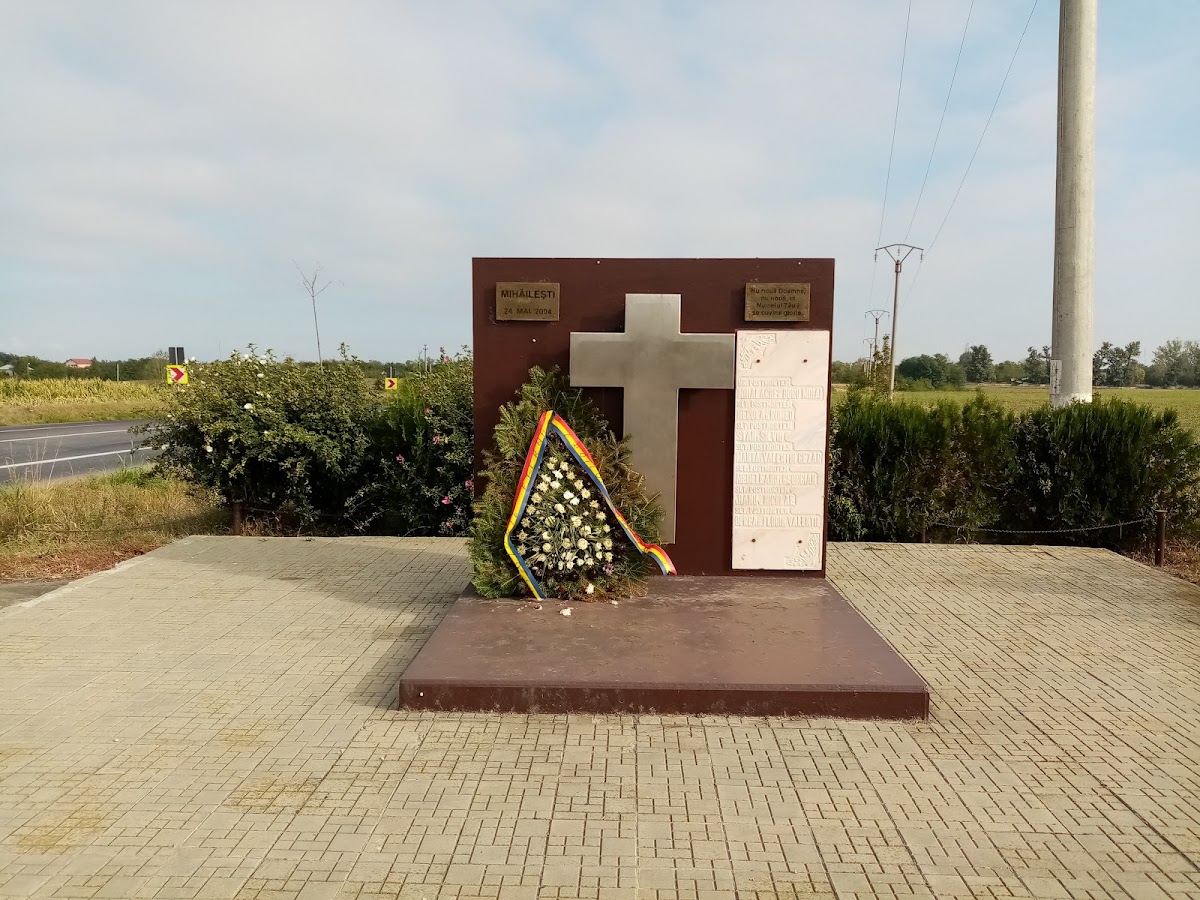 Monument Explozia Mihailesti - foto 4