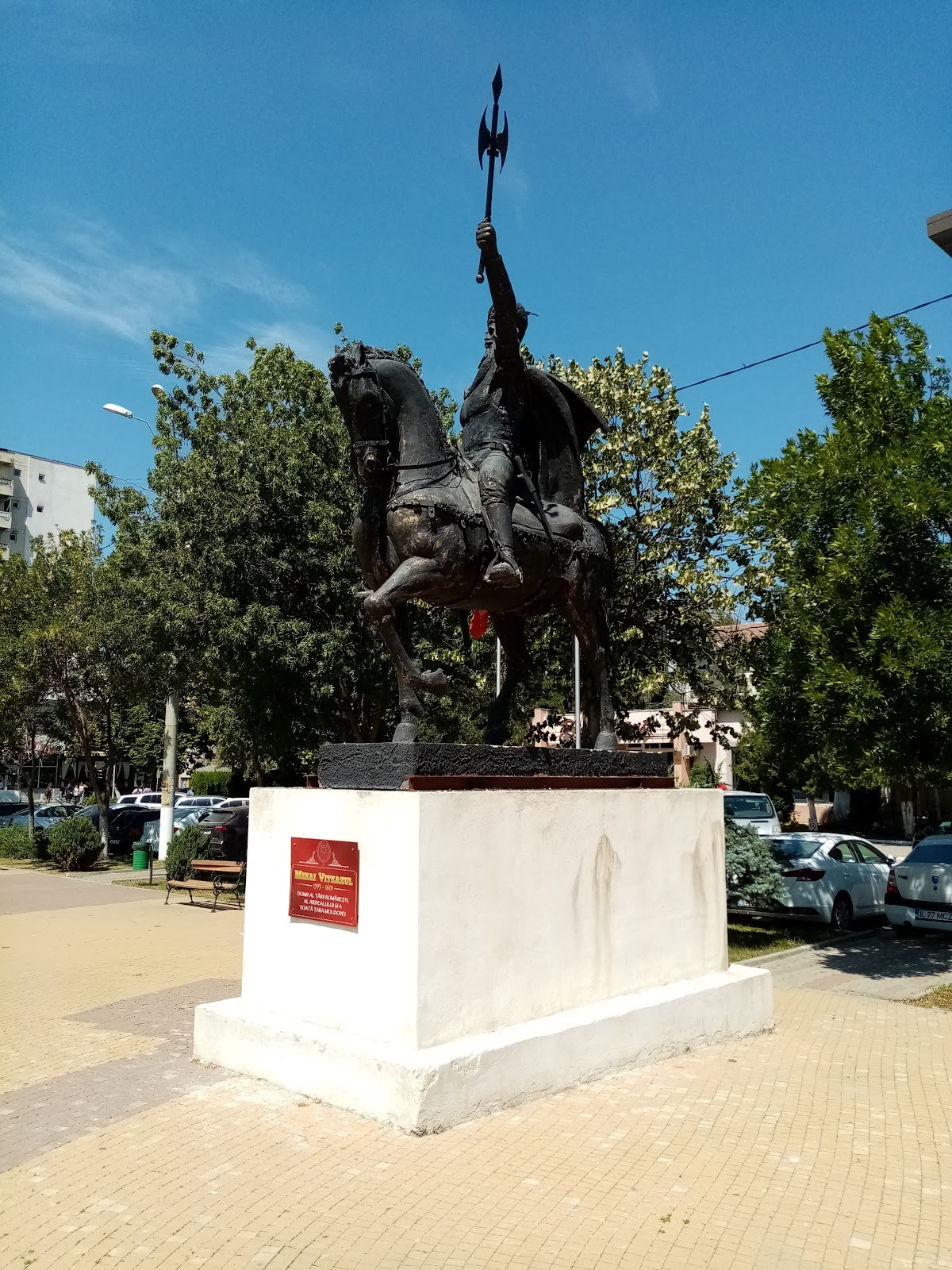Monument Statuie Mihai Viteazul - foto 4