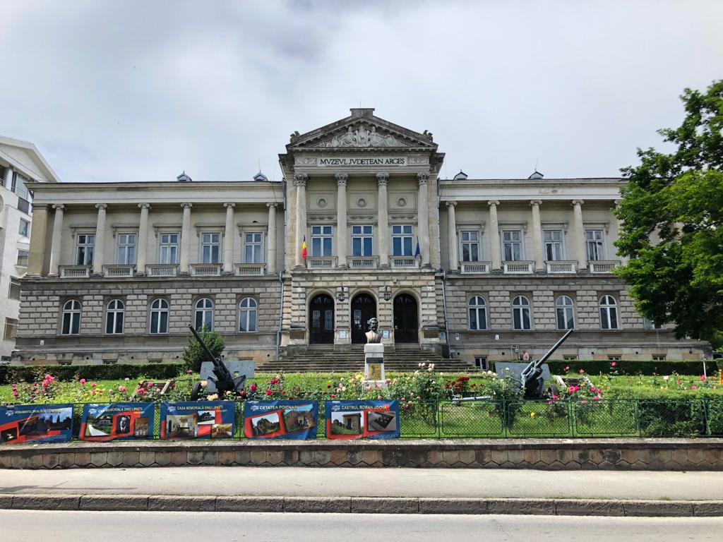 Le Monument „1907” à Pitești - foto 3