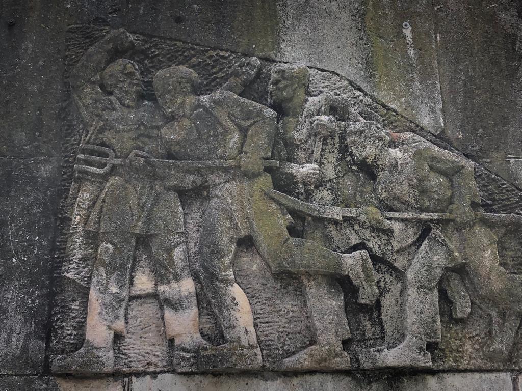 Le Monument „1907” à Pitești - foto 5