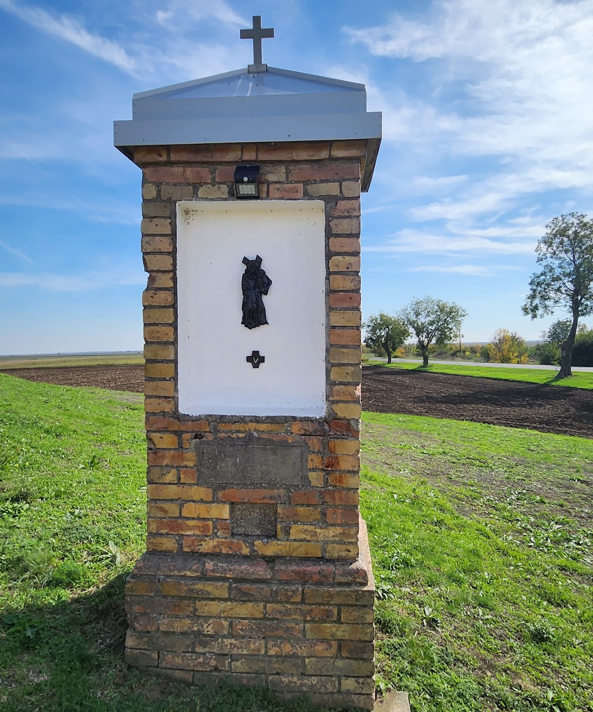 Monumentul „Calvarul din Biled” - foto 4