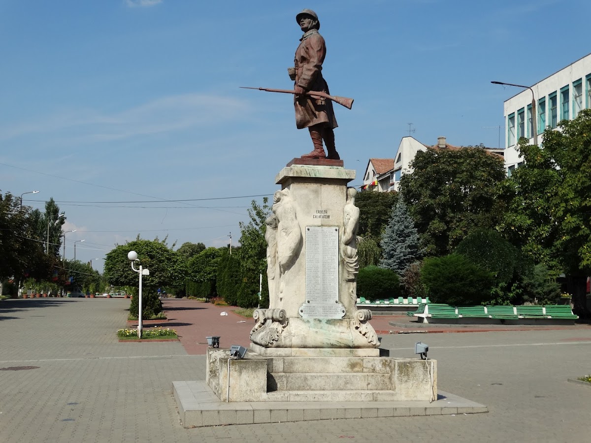 Monumentul Eroilor Călăfeteni - foto 4
