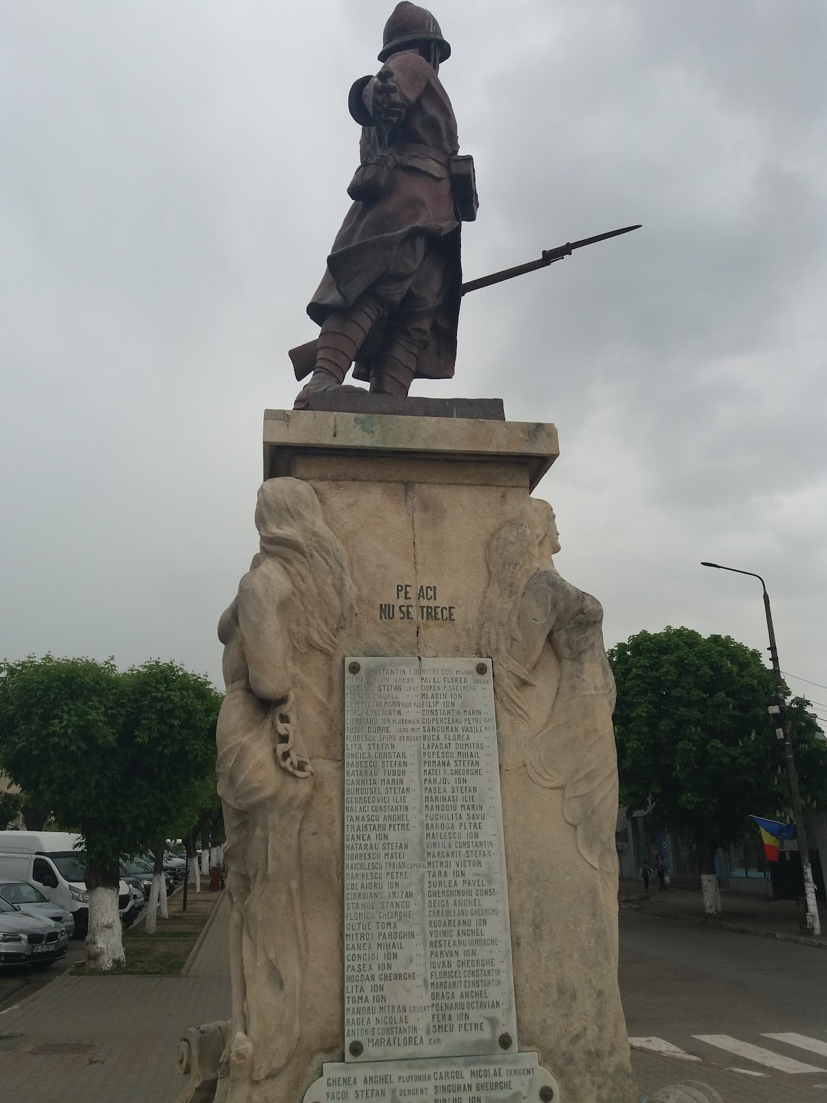 Monumentul Eroilor Călăfeteni - foto 5