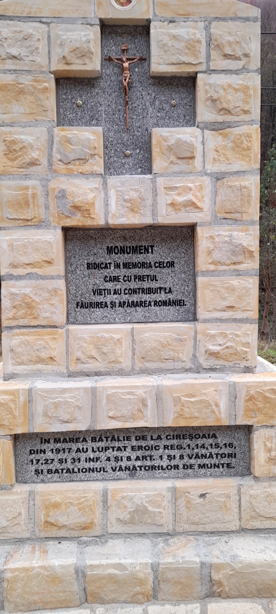 Monumentul Eroilor Cireșoaia - foto 2