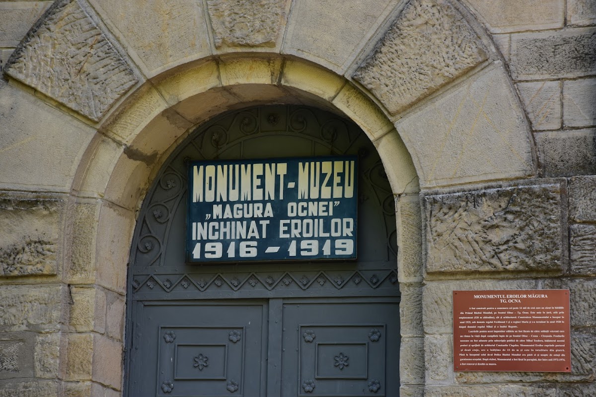 Monumentul Eroilor de pe Dealul Măgura - foto 5