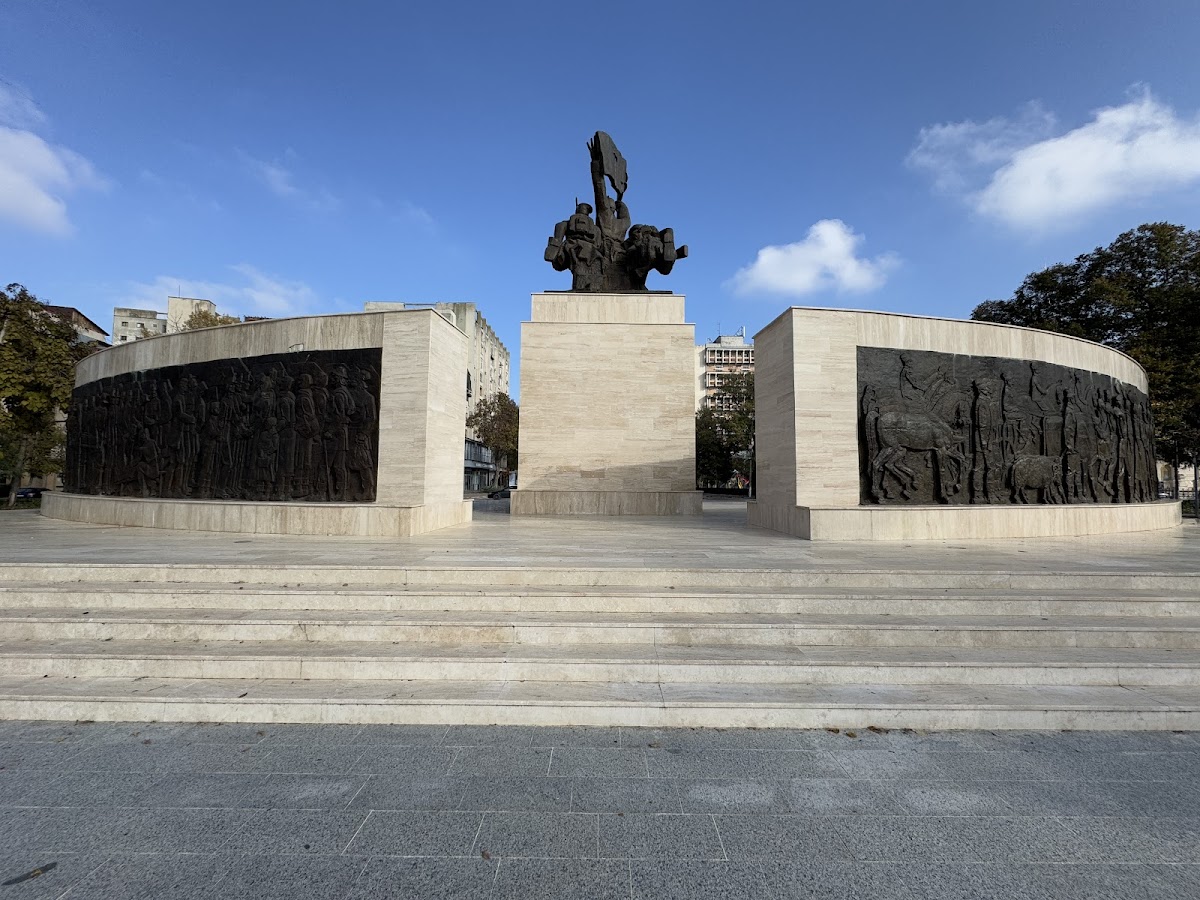 Monument de l'Indépendance Turnu Magurele - foto 2