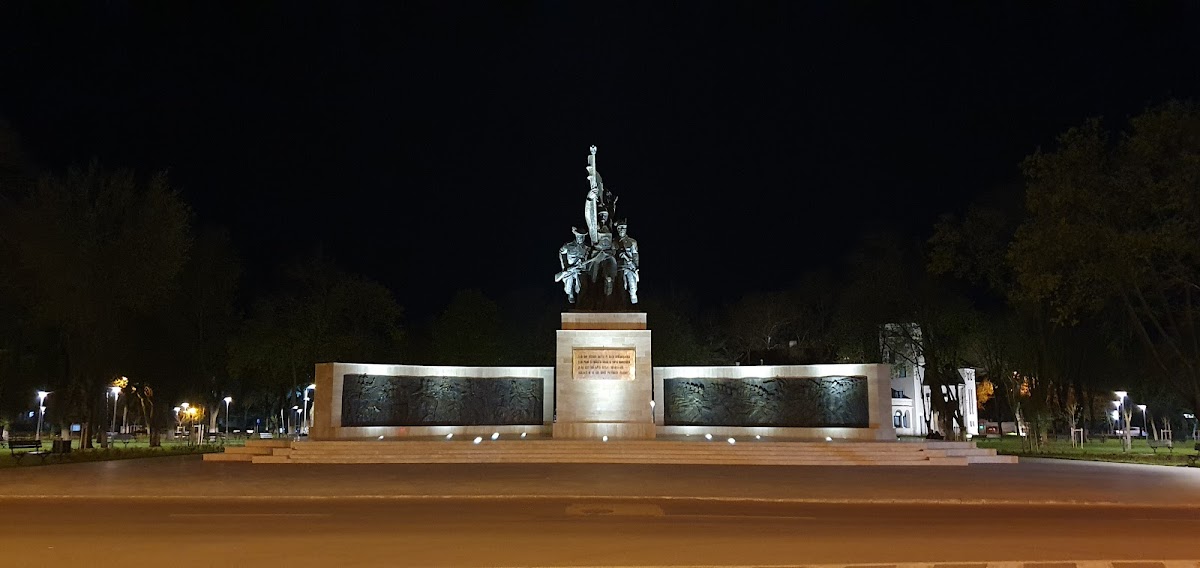 Monument de l'Indépendance Turnu Magurele - foto 5