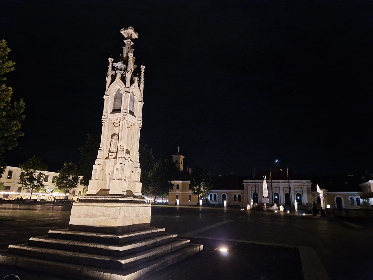 Monumentul Lossenau - foto 2