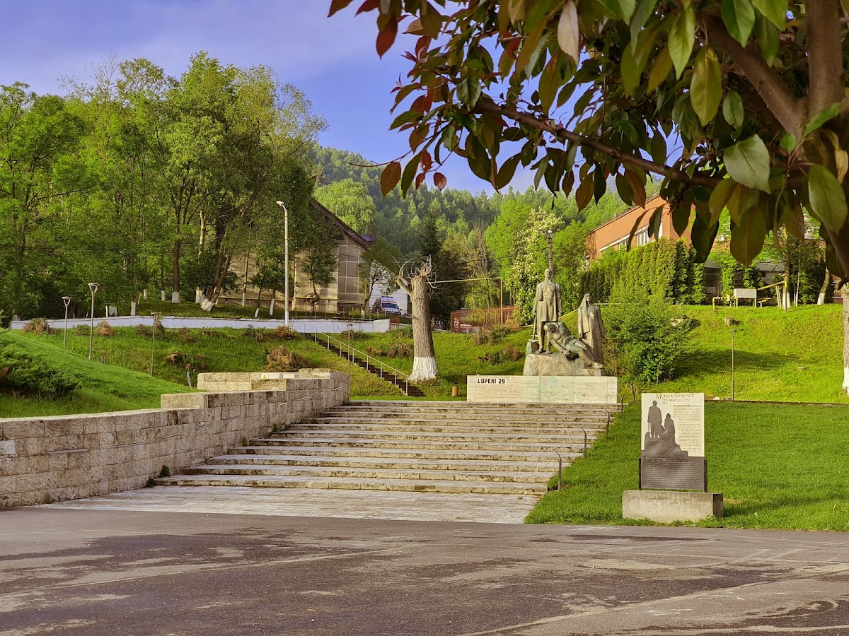 Monumentul Lupeni ’29 - foto 2