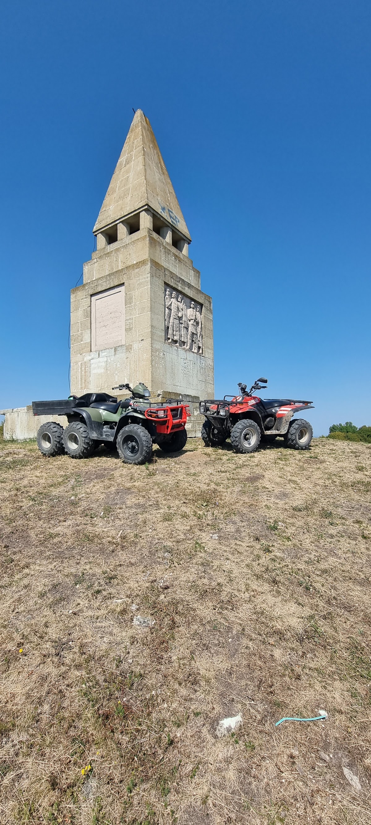 Monumentul Răscoalei de la Bobâlna - foto 5