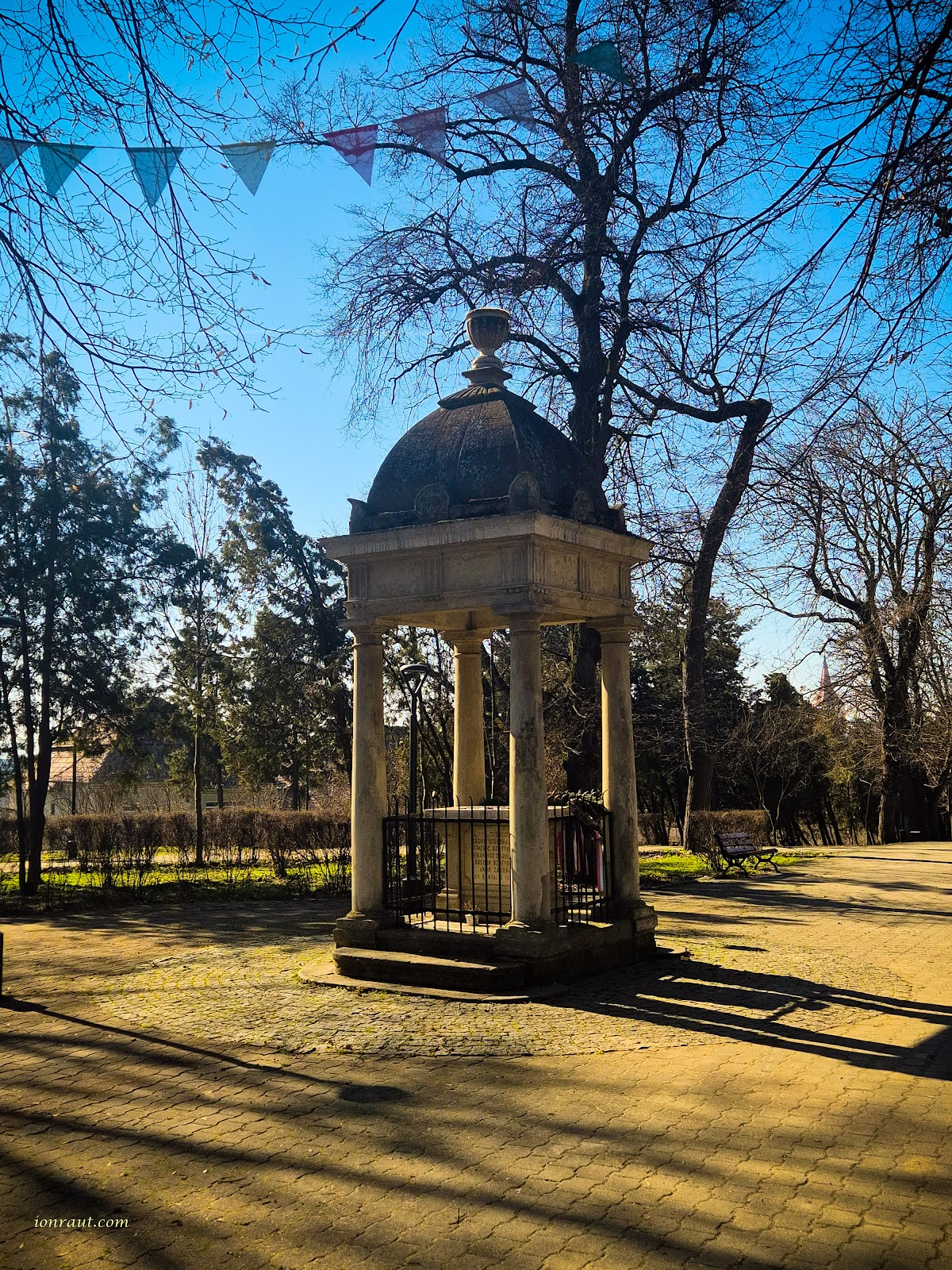 Monumentul Studenților, Aiud