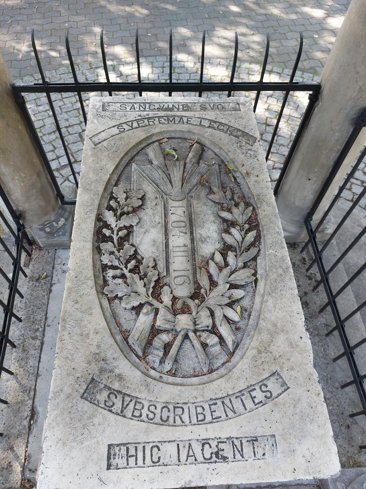 Students' Monument - foto 2