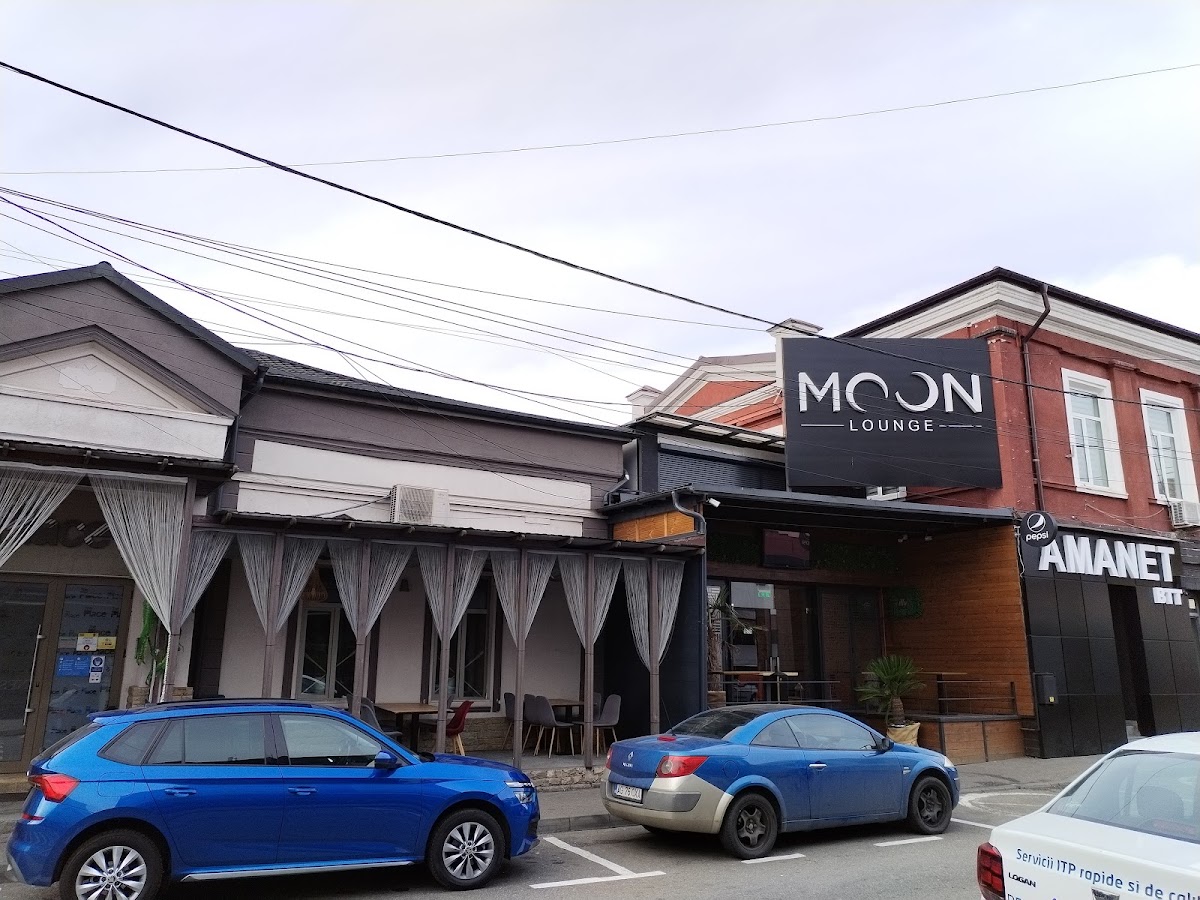 MOON Lounge, Piteşti