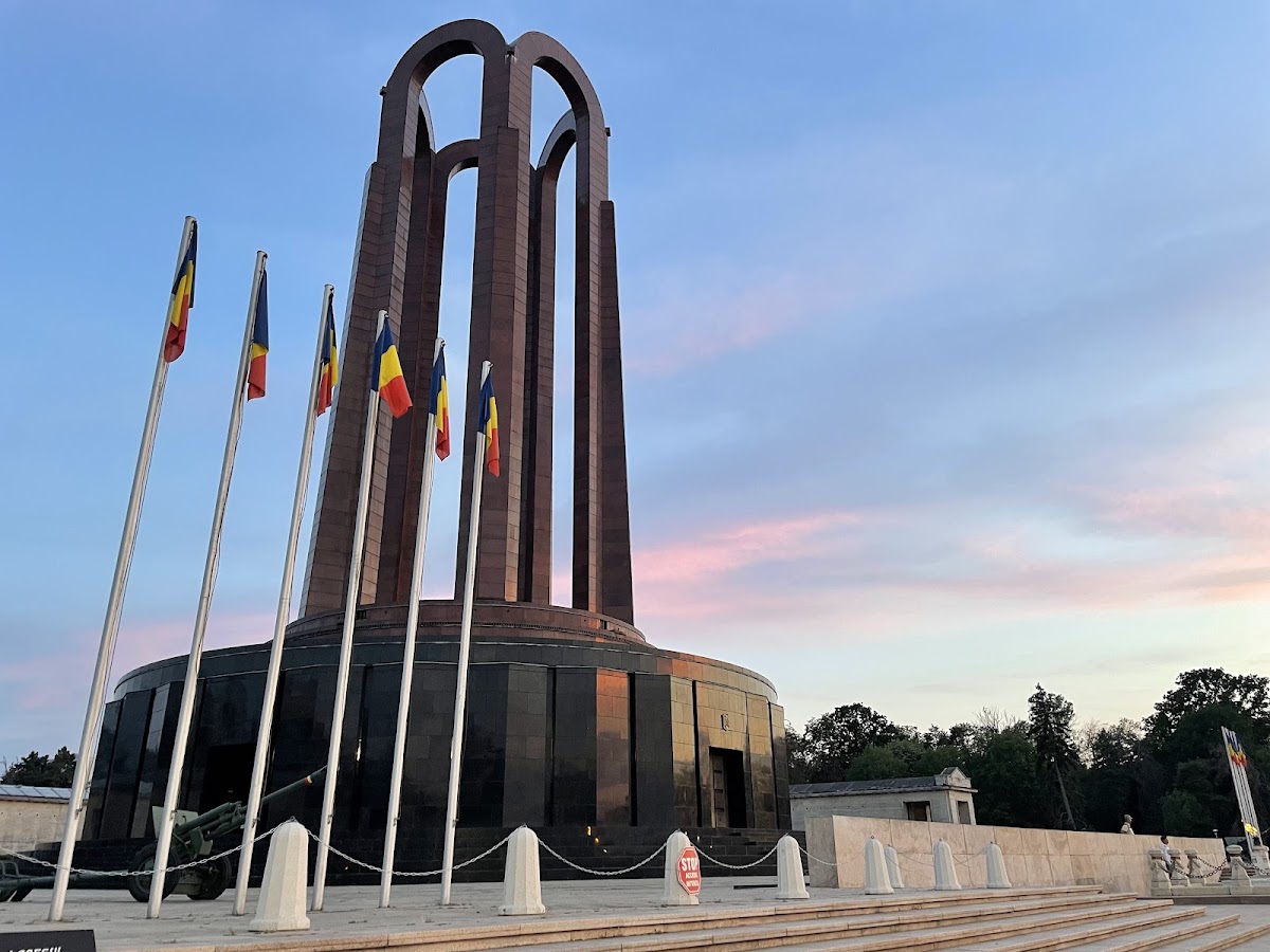 无名战士墓 - foto 1