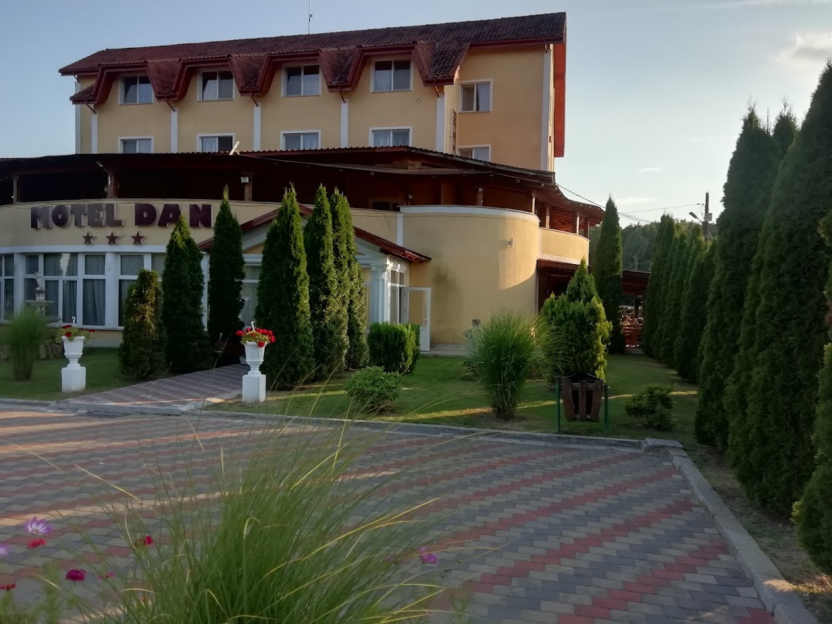 Motel Dan